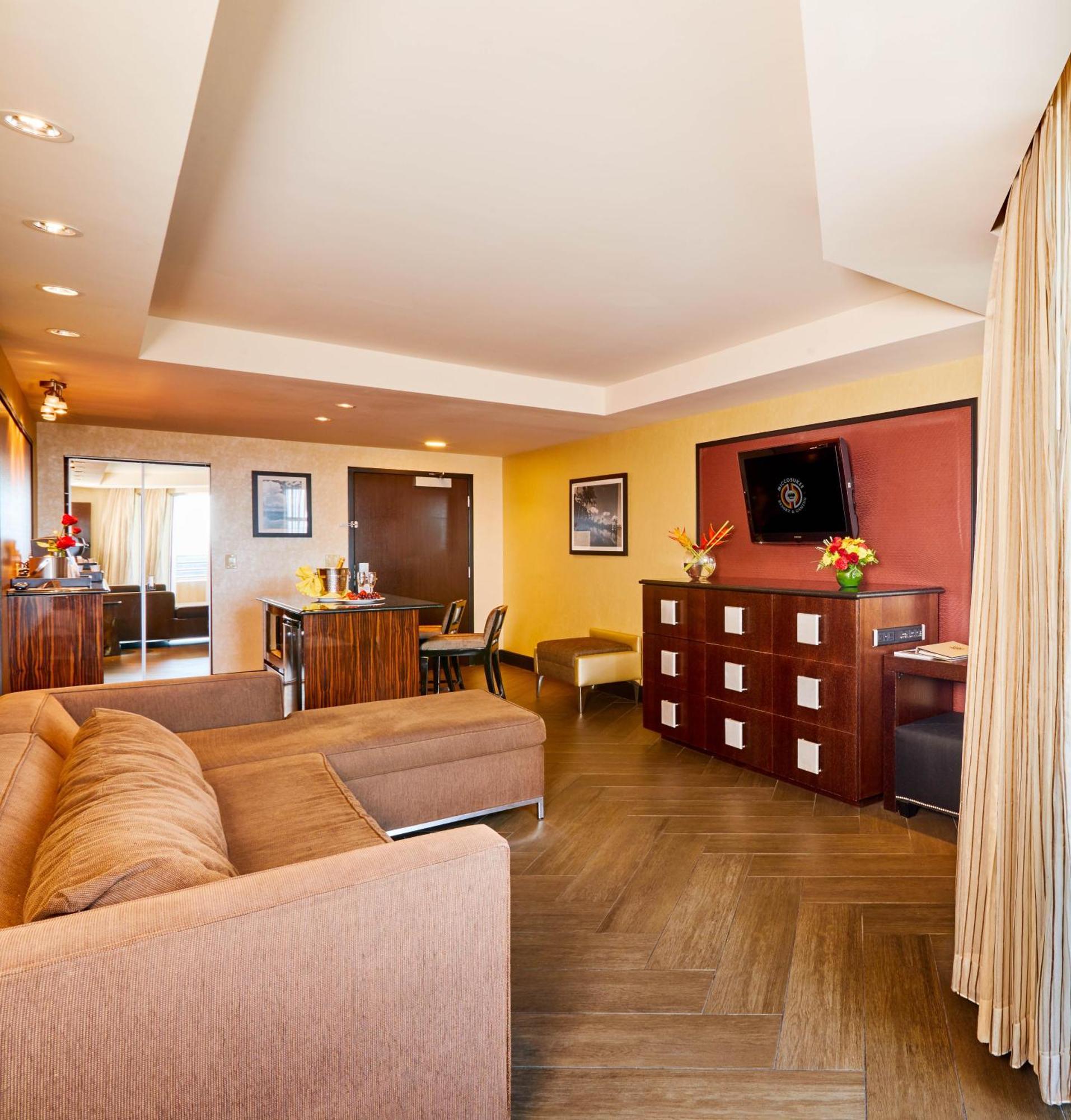 Miccosukee Casino & Resort (Adults Only) Tamiami Экстерьер фото